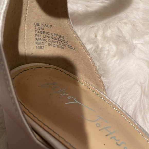 Betsey Johnson Satin Block Heel Crystal Sandals 7.5 - Picture 6 of 7